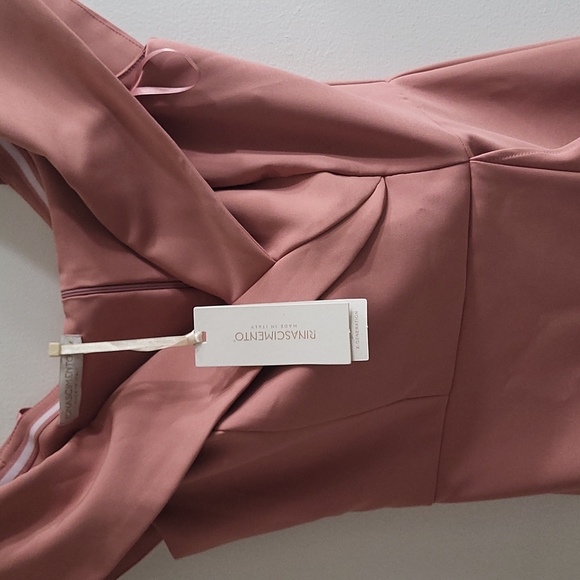 Formal dress brand new salmon color - Picture 2 of 7